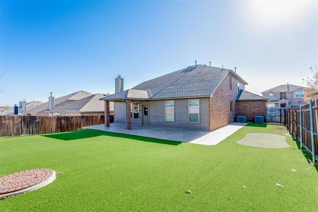 11221 NW 96th Street, Yukon, OK 73099