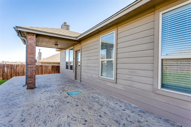 11221 NW 96th Street, Yukon, OK 73099