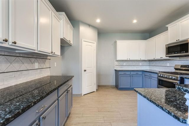 11221 NW 96th Street, Yukon, OK 73099