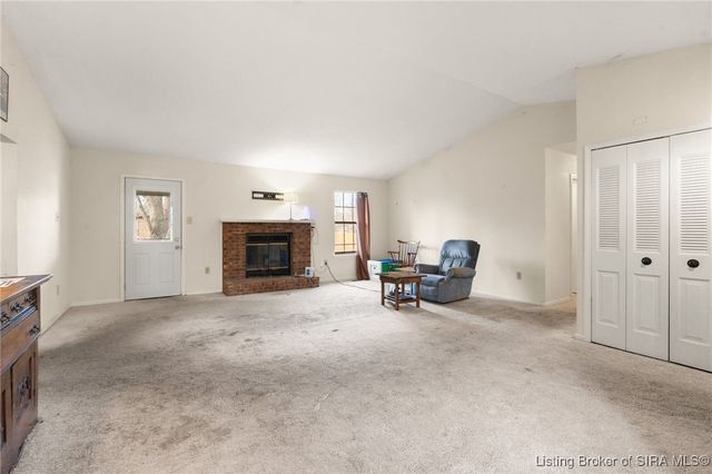 4601 Dunbar Drive, Jeffersonville, IN 47130