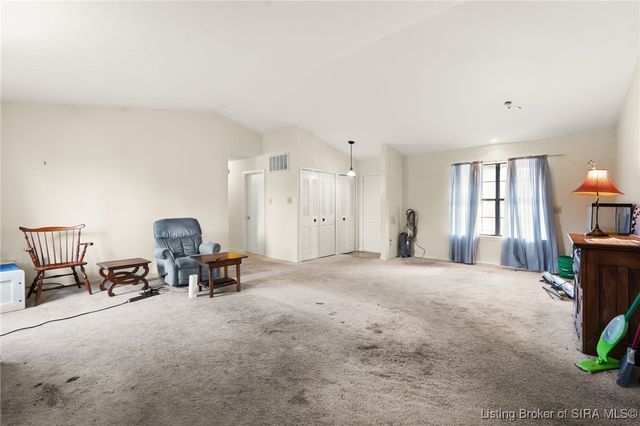 4601 Dunbar Drive, Jeffersonville, IN 47130