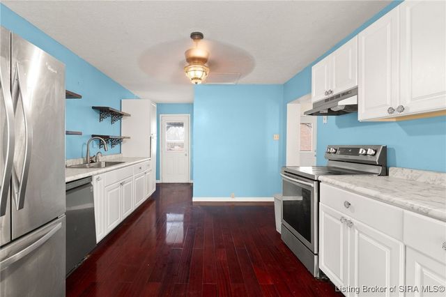 4601 Dunbar Drive, Jeffersonville, IN 47130