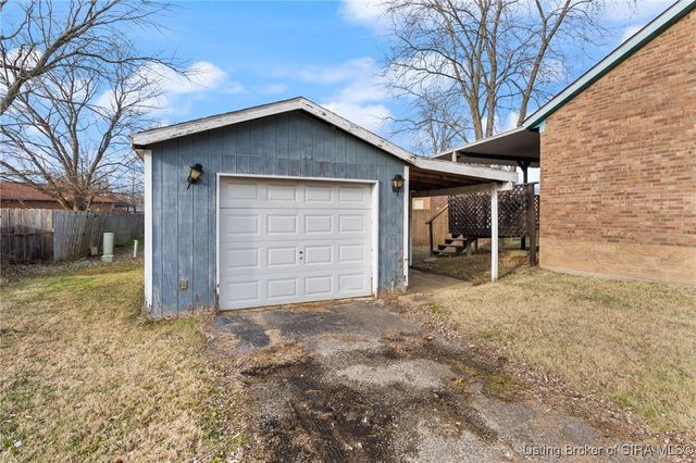 4601 Dunbar Drive, Jeffersonville, IN 47130