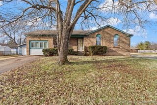 4601 Dunbar Drive, Jeffersonville, IN 47130