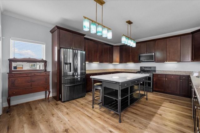 202 Debbie Lane, San Leon, TX 77539