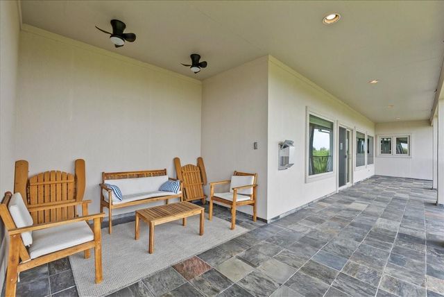 202 Debbie Lane, San Leon, TX 77539