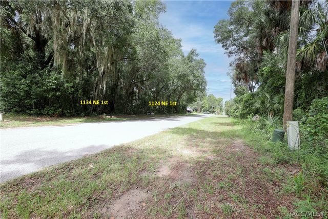 1124 NE 1st Terrace, Crystal River, FL 34429