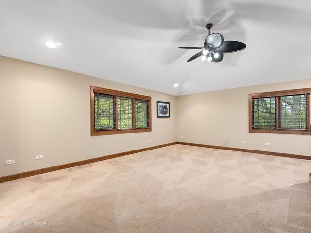 13001 Ravine Drive, Lemont, IL 60439
