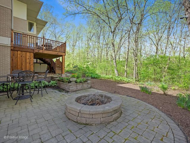 13001 Ravine Drive, Lemont, IL 60439