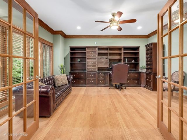 13001 Ravine Drive, Lemont, IL 60439