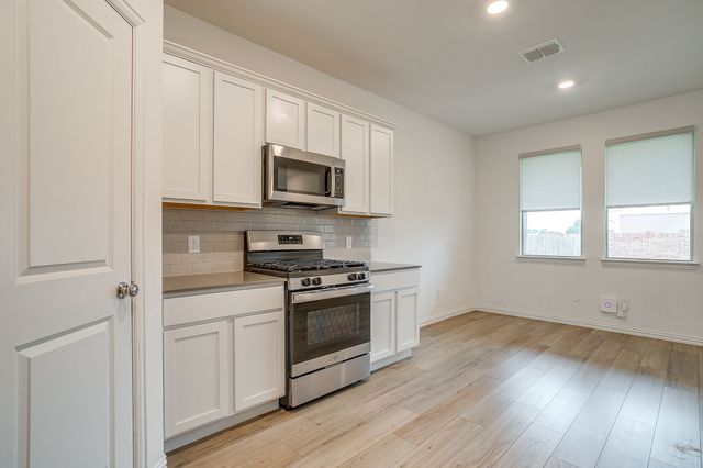 1605 River Crossing Drive, Anna, TX 75409