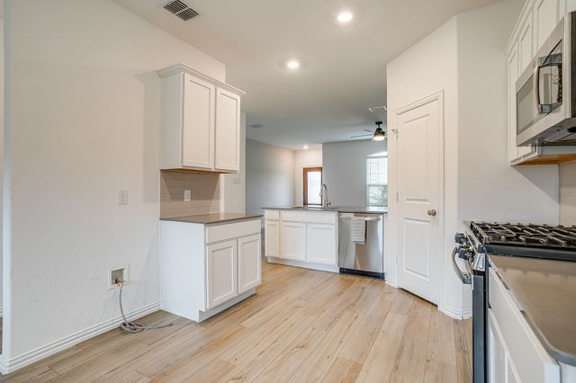 1605 River Crossing Drive, Anna, TX 75409