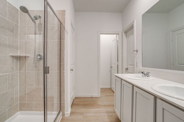 1605 River Crossing Drive, Anna, TX 75409