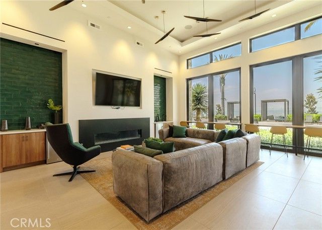 168 Denali, Lake Forest (el Toro), CA 92630