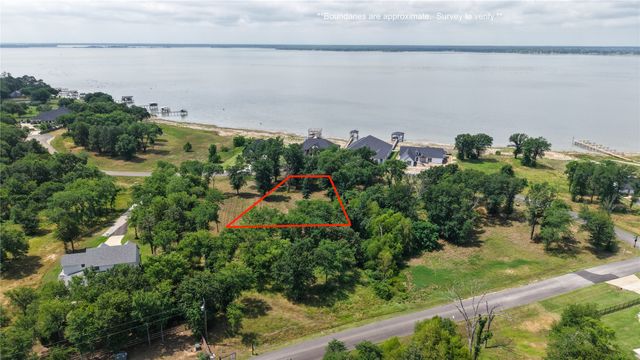 759 Sunset Court, Mabank, TX 75143