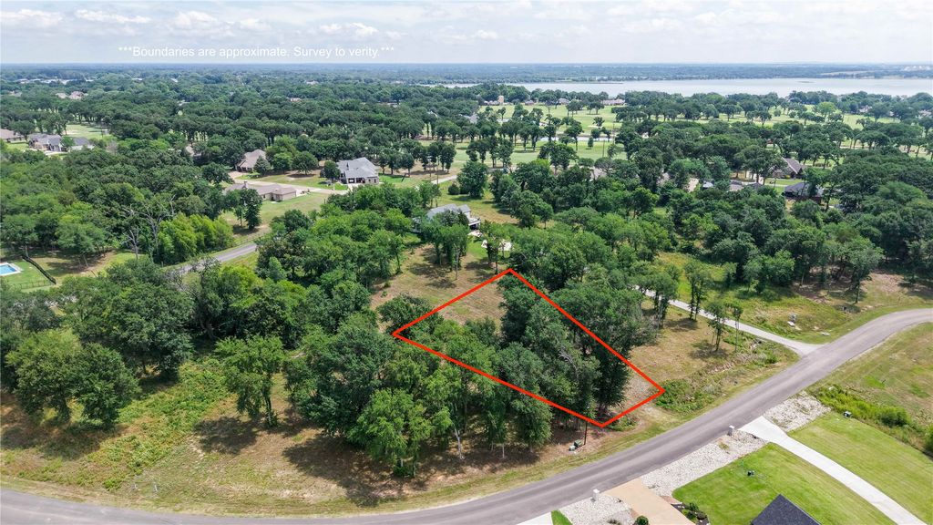 759 Sunset Court, Mabank, TX 75143