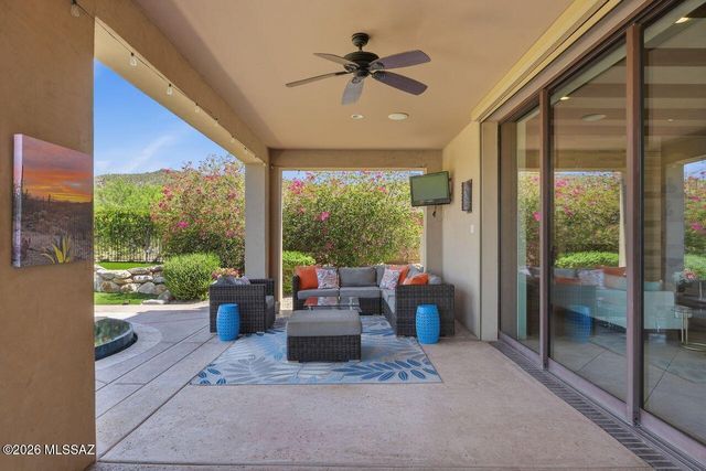 6342 W Sunlit Bridge Place, Marana, AZ 85658