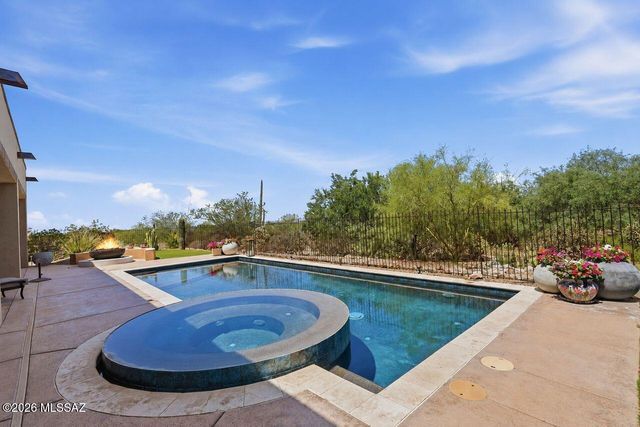 6342 W Sunlit Bridge Place, Marana, AZ 85658
