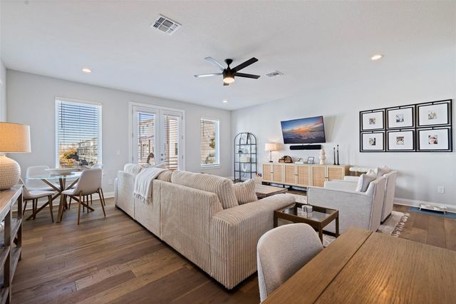 4749 LEGACY PARK DRIVE, Tampa, FL 33611