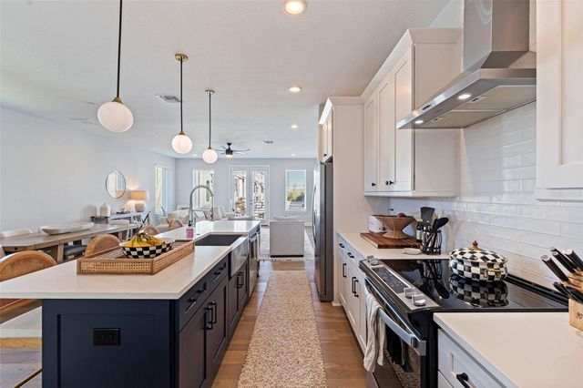 4749 LEGACY PARK DRIVE, Tampa, FL 33611