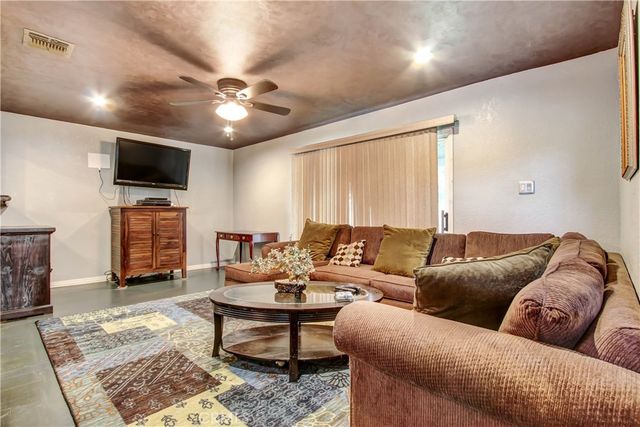 9467 Amsdell, Whittier, CA 90605