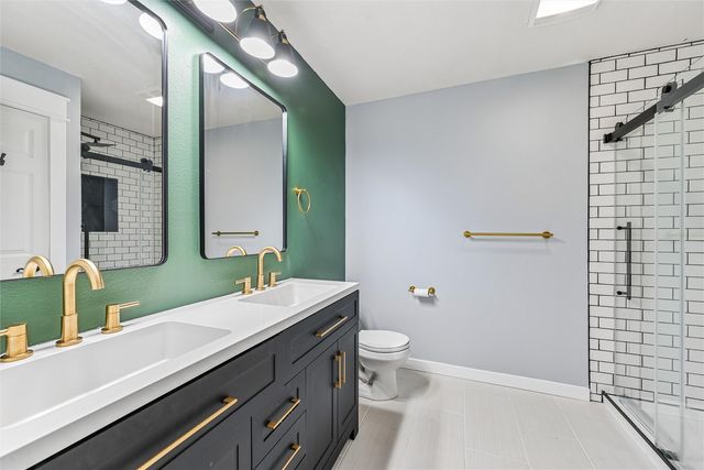 507 Limerock NW, Cedar Rapids, IA 52405