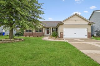 507 Limerock NW, Cedar Rapids, IA 52405