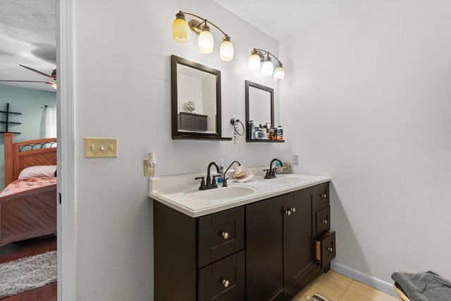 455 River Rd., Conway, SC 29526