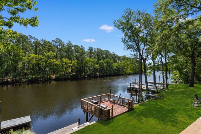 455 River Rd., Conway, SC 29526