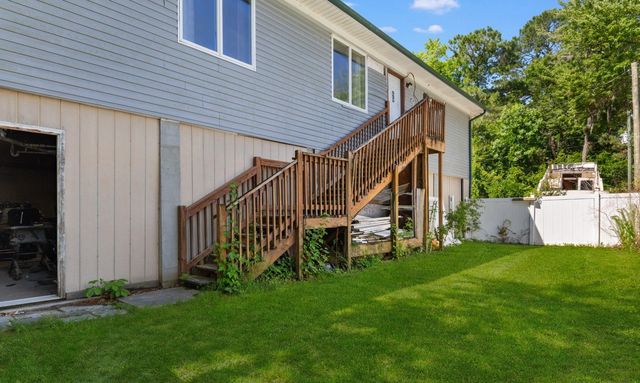 455 River Rd., Conway, SC 29526