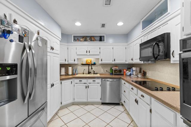 455 River Rd., Conway, SC 29526