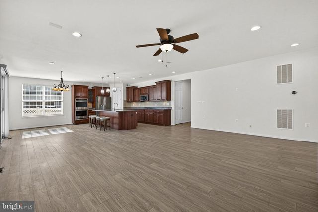 181 SPARKLING BROOK RD, Ranson, WV 25438