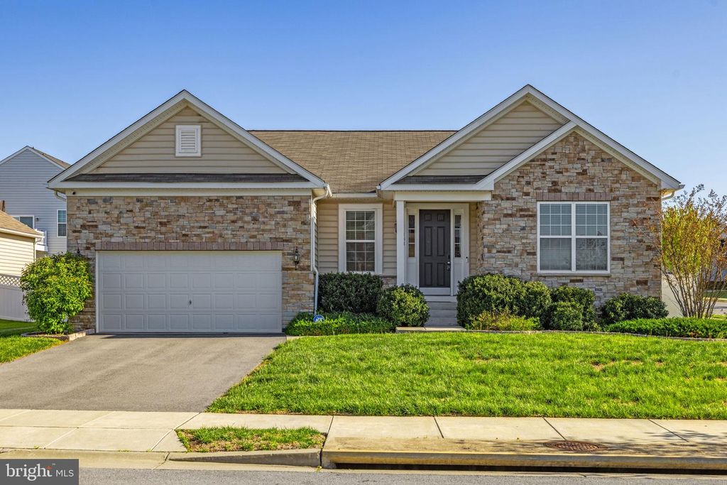 181 SPARKLING BROOK RD, Ranson, WV 25438