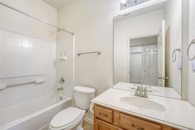 148 Hoot Owl LN N, Leander, TX 78641