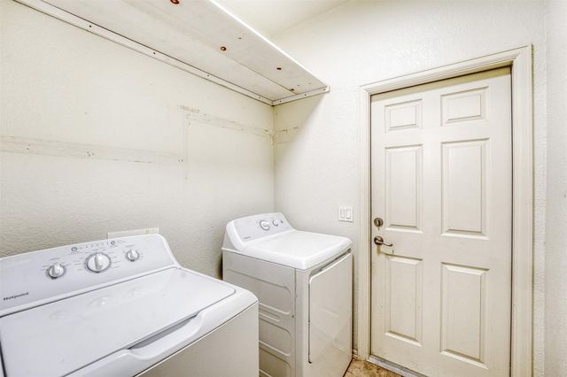 148 Hoot Owl LN N, Leander, TX 78641