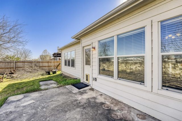 148 Hoot Owl LN N, Leander, TX 78641