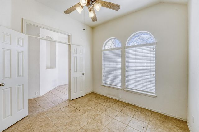 148 Hoot Owl LN N, Leander, TX 78641