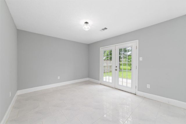 16611 N Quadrant Court, Crosby, TX 77532