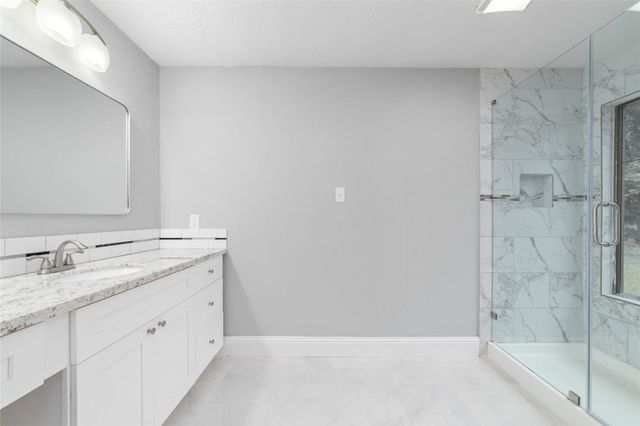 16611 N Quadrant Court, Crosby, TX 77532