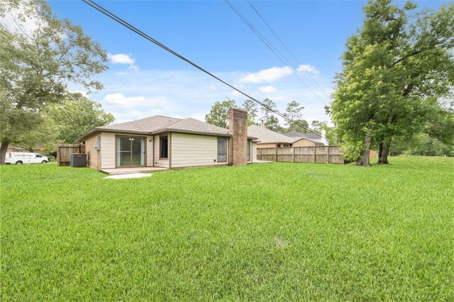 16611 N Quadrant Court, Crosby, TX 77532
