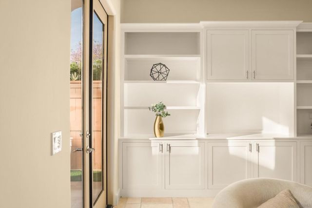 438 H, Coronado, CA 92118