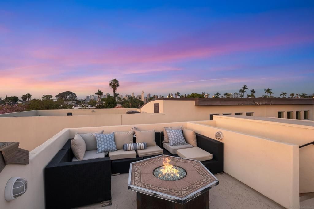 438 H, Coronado, CA 92118