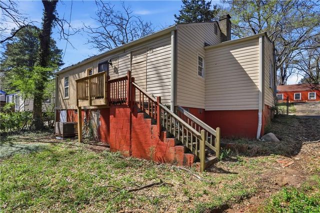 1100 Edgefield SW Drive, Atlanta, GA 30310