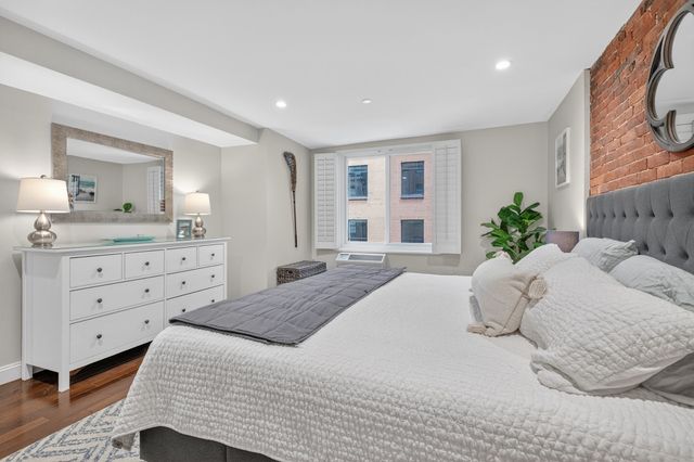 34 Hancock St. 4A, Boston, MA 02114