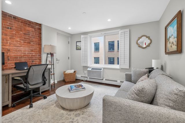 34 Hancock St. 4A, Boston, MA 02114