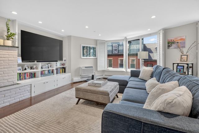 34 Hancock St. 4A, Boston, MA 02114