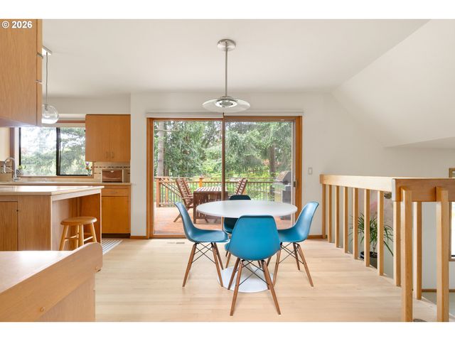 4815 Sw STONEBROOK Ct, Portland, OR 97239