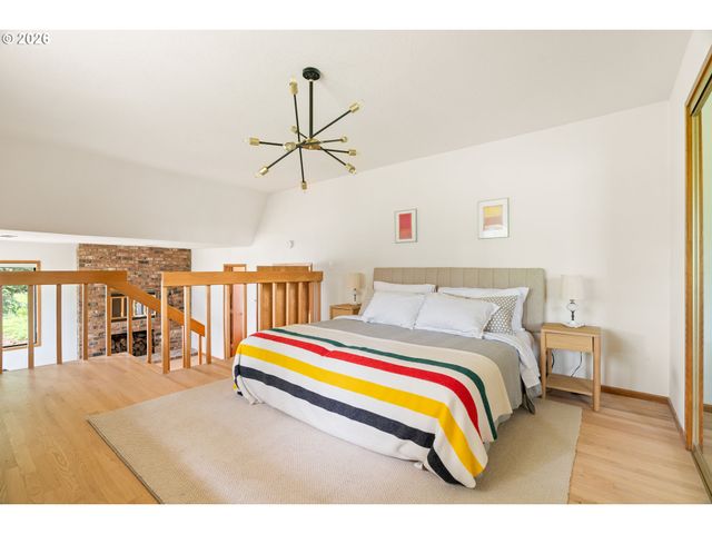 4815 Sw STONEBROOK Ct, Portland, OR 97239