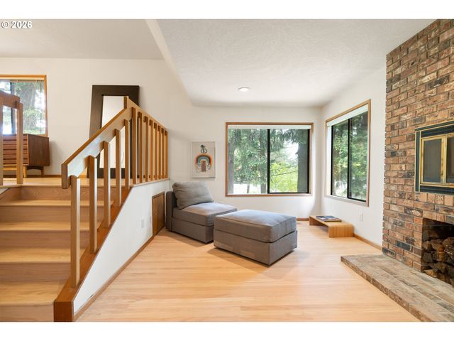 4815 Sw STONEBROOK Ct, Portland, OR 97239