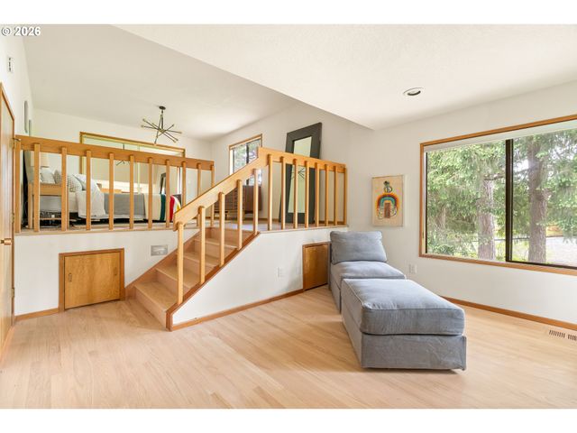 4815 Sw STONEBROOK Ct, Portland, OR 97239